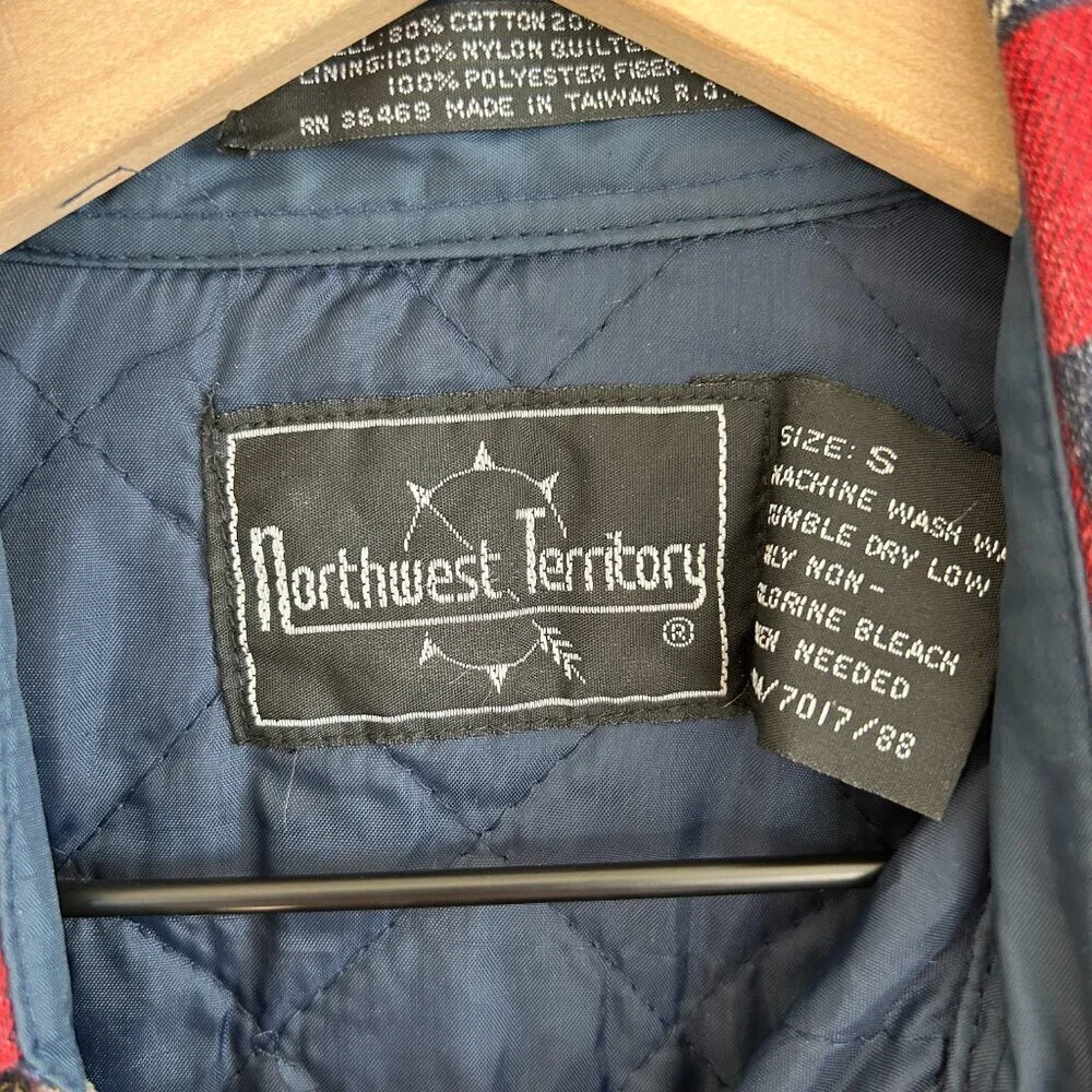 Vintage Northwest Territory Shacket Red Plaid Flannel Quilt Lined Chore